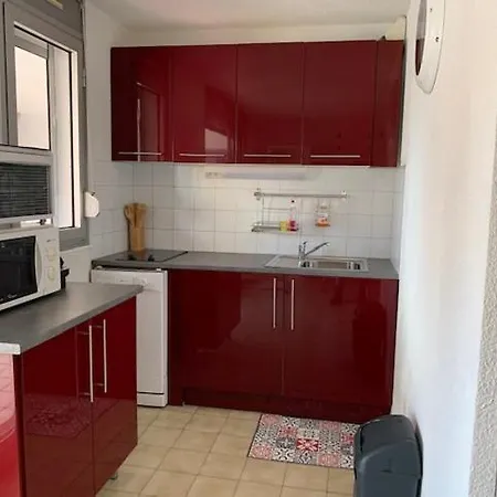 Daire Apaprtement, 6 Pers, 1 Chambre, 1 Cabine, Loggia, Piscine Et Paking A 50m De La Mer -ref Jaca112